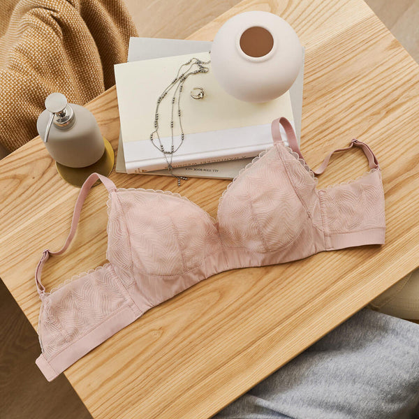 曼黛瑪璉 Mode Marie Bra 【紓壓集中】無鋼圈胸圍 B-F杯 (煙燻粉)