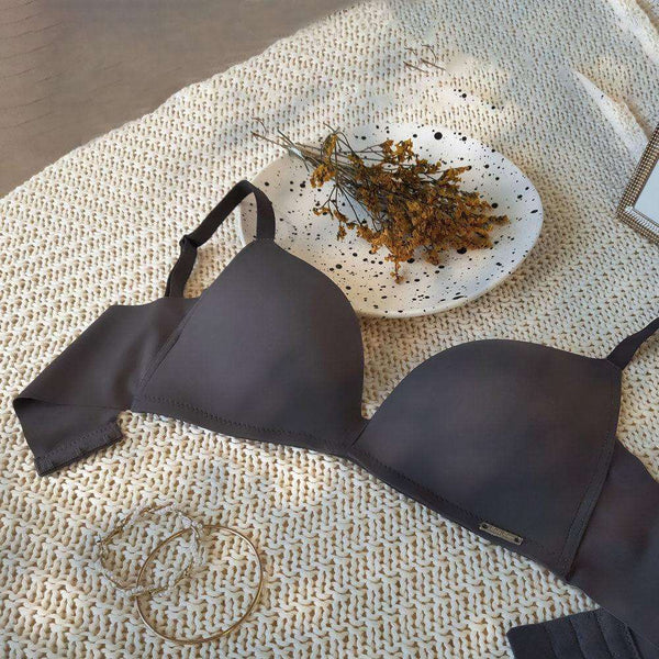 曼黛瑪璉 Mode Marie Bra 【無痕無壓】無鋼圈內衣 B-E杯 (夜暮灰)