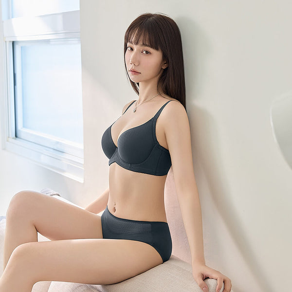 曼黛瑪璉 Mode Marie Panty 【保氧系列】 低腰平口內褲 (裸麥膚/煙燻灰)