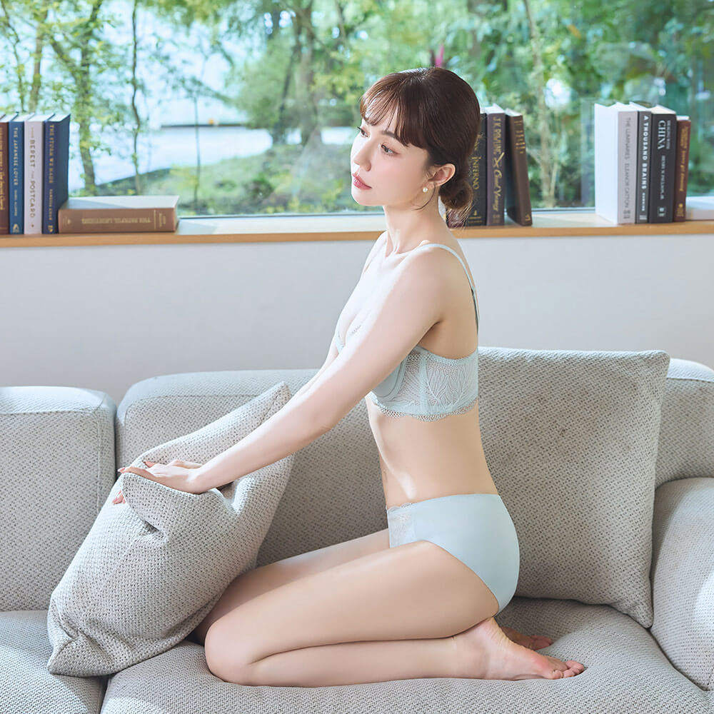 【修飾顯薄】HiBra胸圍 B-G杯 (水漾綠)