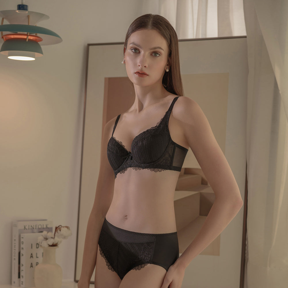 曼黛瑪璉 Mode Marie Bra 【買一送一】包覆提托Classical胸圍 B-E杯 (黑色)