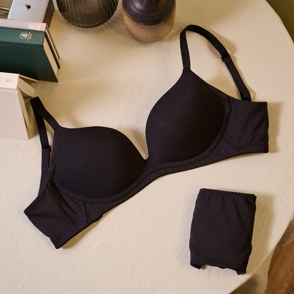 【無痕零壓力】棉柔石墨烯 無鋼圈胸圍 B-D杯 (黑)