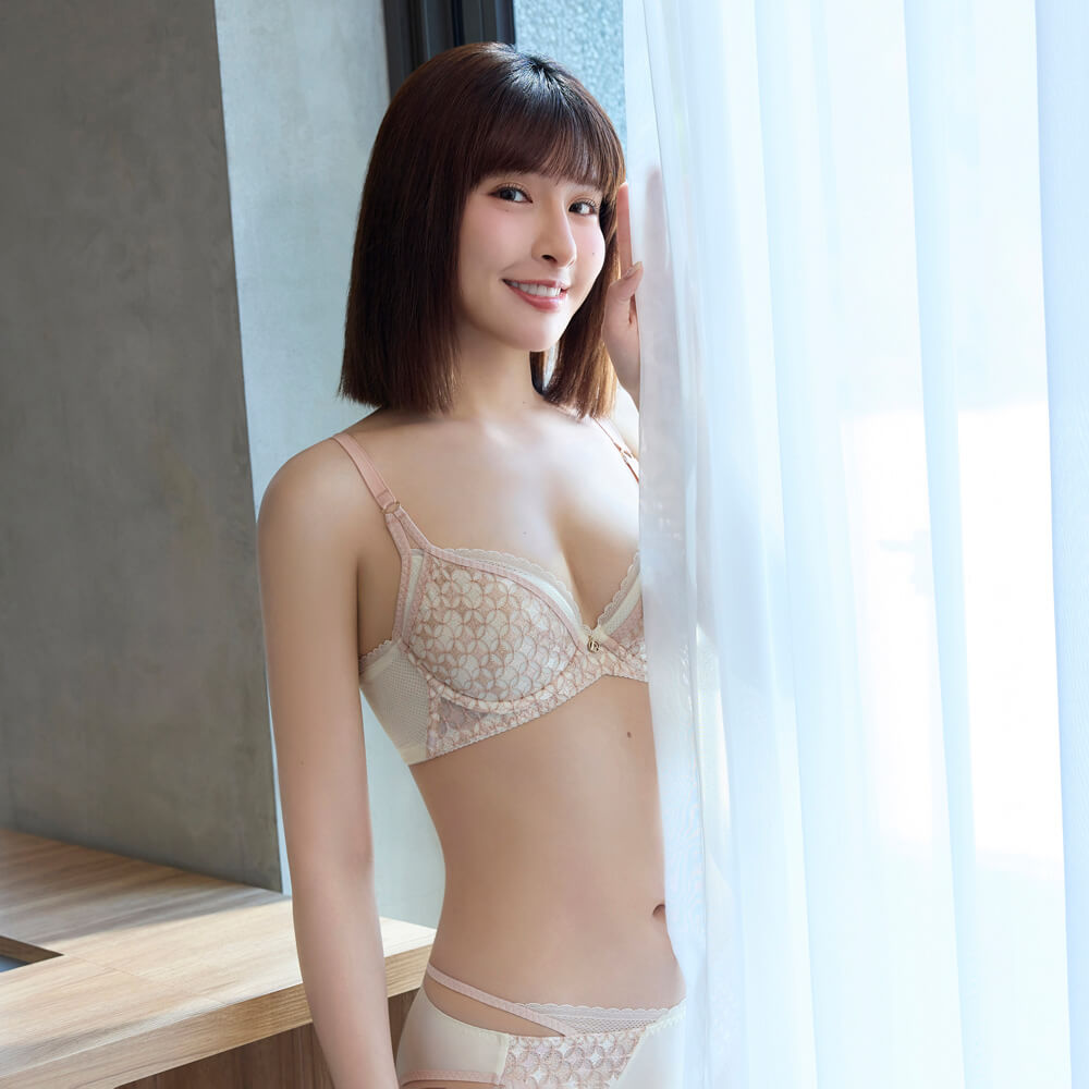 【包覆背部】啵提胸圍 B-F杯 (楓糖膚)